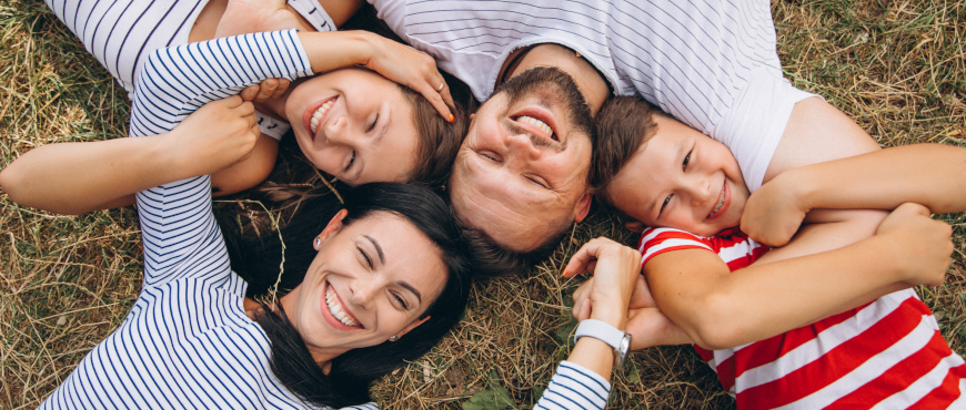 Famille unie - Travail d'équipe - Éducation bienveillante - Martine Savaria - Coaching parental et individuel